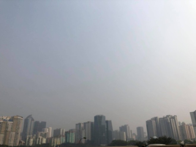 Ô nhiễm không khí ở Hà Nội kéo dài bao lâu? - Ảnh 1.