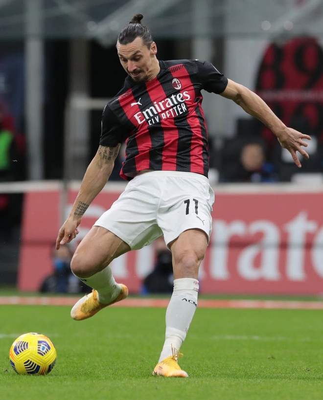 AC Milan thảm bại trên sân nhà trước Atalanta - Ảnh 5.
