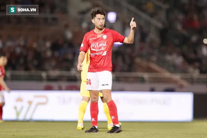 Lee Nguyễn hay đấy, nhưng tiền đạo CLB TP.HCM lại quá dở, vụng về và không khôn ngoan - Ảnh 1. Lee Nguyễn hay đấy, nhưng tiền đạo CLB TP.HCM lại quá dở, vụng về và không khôn ngoan - Ảnh 1.