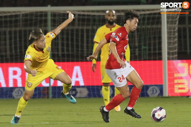 Cầu thủ Việt kiều Lee Nguyễn ra mắt chưa trọn vẹn - Ảnh 5.