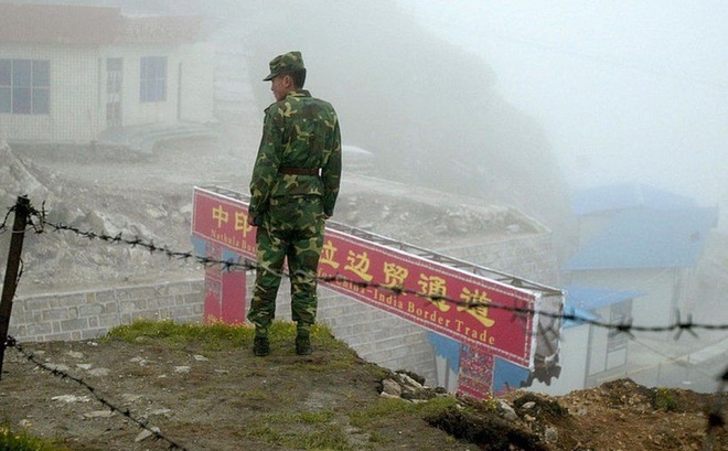 Lính Trung Quốc tại khu vực biên giới Trung-Ấn. Ảnh: BBC.