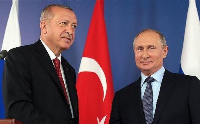 Tổng thống Thổ Nhĩ Kỳ và người đồng cấp Nga Putin.