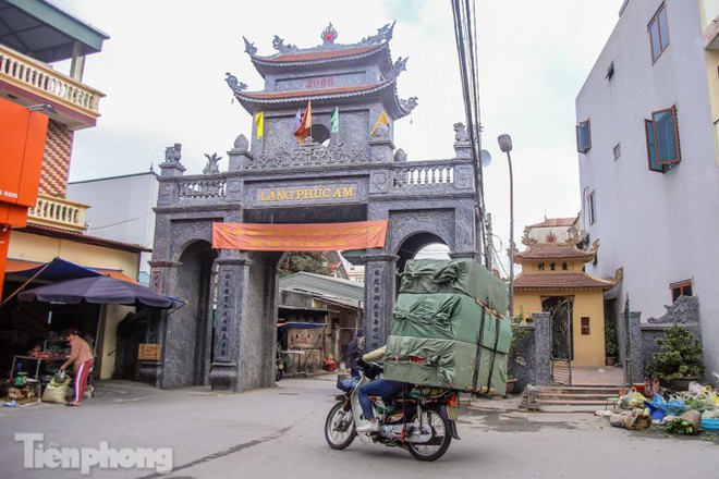 Làng vàng mã chạy nước rút trước ngày ông Công ông Táo - Ảnh 1.