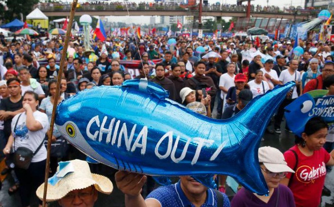 Người dân Philippines biểu tình phản đối những hành động của Trung Quốc ở Biển Đông