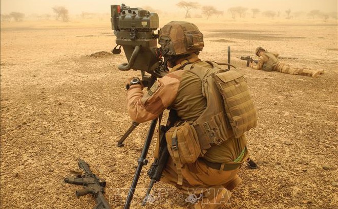 Binh sĩ Pháp tham gia chiến dịch Barkhane tại vùng Gourma, Mali. Ảnh tư liệu: AFP/TTXVN