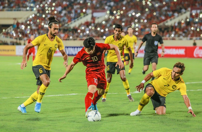 Vòng loại World Cup 2022: Trận Việt Nam - Malaysia khó diễn ra vào ngày 30-3 - Ảnh 1.