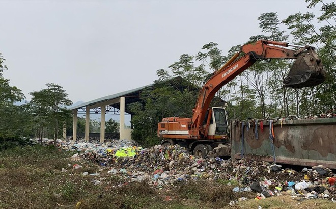 Hơn 10.000 tấn rác trên địa bàn huyện Mỹ Đức vẫn chưa có phương án thu gom