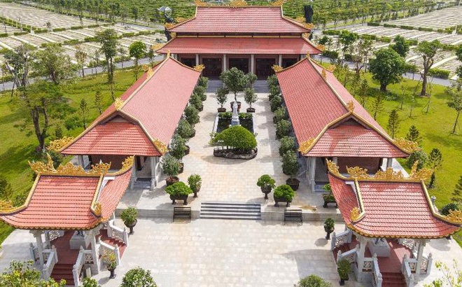 Tịnh xá Sala nằm trong nghĩa trang Sala Garden.