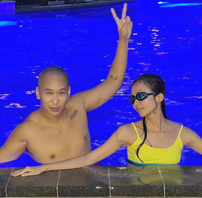 Rapper Suboi khoe ảnh bikini gợi cảm bên ông xã Việt kiều - Ảnh 4.