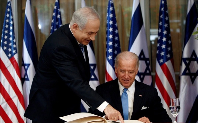 Cựu Thủ tướng Israel Netanyahu (trái) và đương kim Tổng thống Mỹ Biden. Ảnh: Reuters.