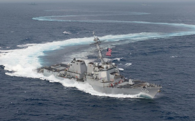 Tàu khu trục có tên lửa dẫn đường lớp Arleigh Burke USS Stethem ngày 12/11/2017. Ảnh: Hải quân Mỹ