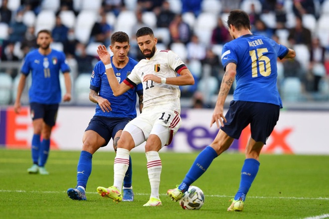 Bị xà ngang, cột dọc từ chối 3 bàn thắng, Bỉ bất lực chứng kiến Ý giành hạng 3 Nations League - Ảnh 2.