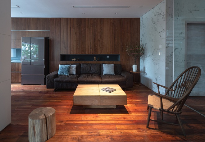 Nhà khoét mái 2 mặt tiền ở Hà Nội: Nhìn từ trên xuống đã trầm trồ, bước vào trong lại phải wow thêm tiếng nữa - Ảnh 11.