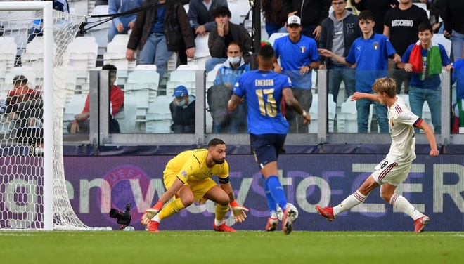 Bị xà ngang, cột dọc từ chối 3 bàn thắng, Bỉ bất lực chứng kiến Ý giành hạng 3 Nations League - Ảnh 13.
