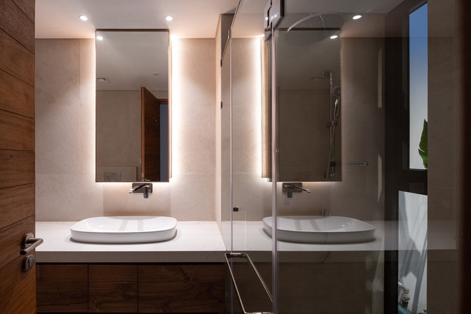 Nhà khoét mái 2 mặt tiền ở Hà Nội: Nhìn từ trên xuống đã trầm trồ, bước vào trong lại phải wow thêm tiếng nữa - Ảnh 18.