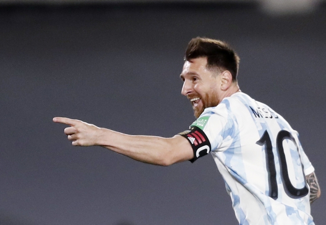 Messi tỏa sáng, Argentina thắng đậm Uruguay - Ảnh 1.