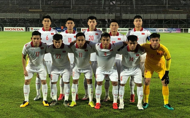 HLV U23 Tajikistan hết lời khen ngợi các cầu thủ U23 Việt Nam - Ảnh 1.