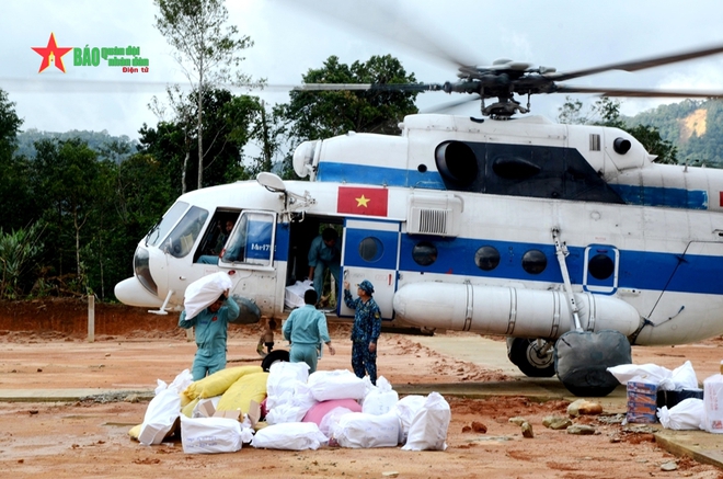 Tân Trung đoàn trưởng Trung đoàn Không quân Công an nhân dân là ai? - Ảnh 7.