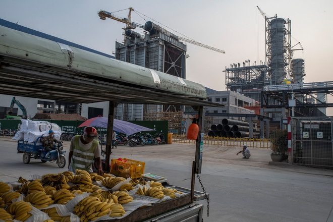 NYT: Tiêu thụ điện như một con heo phàm ăn với dạ dày không đáy, TQ sắp rỉ máu vì một vết thương khó lành - Ảnh 1. NYT: Tiêu thụ điện như một con heo phàm ăn với dạ dày không đáy, TQ sắp rỉ máu vì một vết thương khó lành - Ảnh 1.