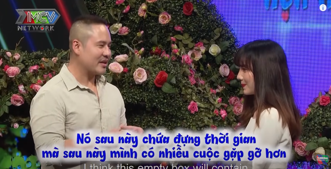 Đập hộp giữa sân khấu, chàng trai khiến Quyền Linh cùng đằng gái kinh ngạc vì món quà độc lạ  - Ảnh 9.