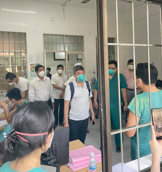 Dịch bệnh ở TP.HCM vừa hạ nhiệt, bác sĩ 91 Trần Thanh Linh đã lên đường đến Cà Mau chống dịch - Ảnh 1.