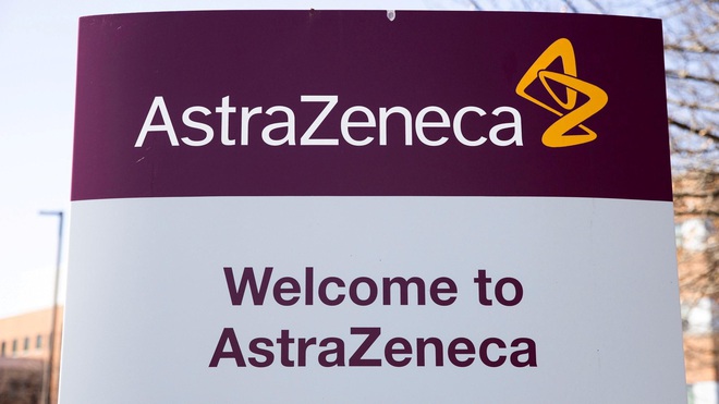 43.000 người Anh chịu trận vì sai lầm chết người; AstraZeneca sẽ kết liễu Covid-19 bằng phát minh bom tấn? - Ảnh 1.