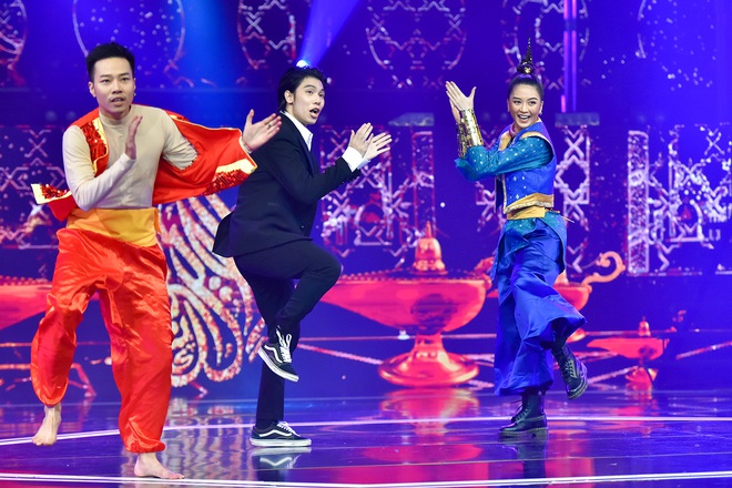 Thiều Bảo Trang lộ diện tươi tắn sau ồn ào chuyện tình cảm - Ảnh 1. Thiều Bảo Trang lộ diện tươi tắn sau ồn ào chuyện tình cảm - Ảnh 1.