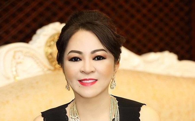 Bà Nguyễn Phương Hằng.