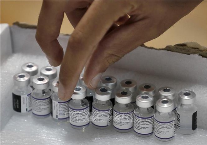 Lí do Mỹ chỉ mua 1 loại vaccine đang tiêm nhiều ở Việt Nam để viện trợ cho thế giới - Số vaccine khủng sắp đổ bộ Việt Nam trong tháng 10 - Ảnh 1.