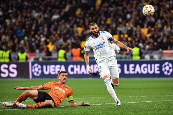 Real Madrid huỷ diệt Shakhatar Donetsk trong ngày Vinicius rực sáng - Ảnh 4.