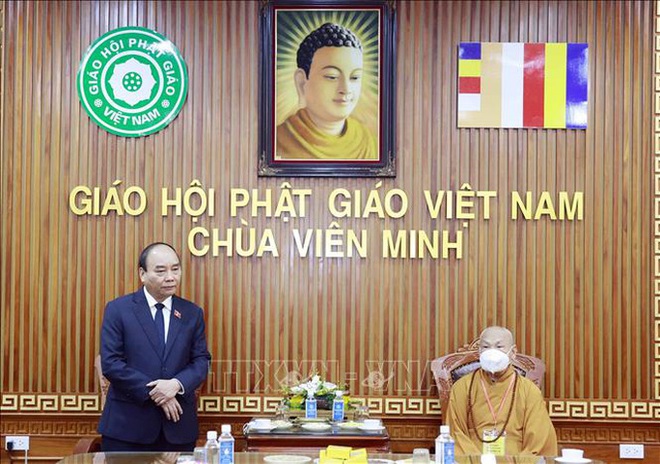 Chủ tịch nước Nguyễn Xuân Phúc viếng Đại lão Hòa thượng Thích Phổ Tuệ - Ảnh 11.