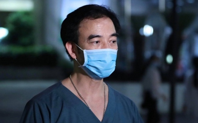 Ông Nguyễn Quang Tuấn, giám đốc Bệnh viện Bạch Mai bị đình chỉ công tác ngay sau khi có quyết định khởi tố. Ảnh: VOV