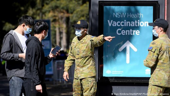 Trung Quốc ra luật liên quan 14 nước, gồm Việt Nam; Singapore yêu cầu đặc biệt về 1 vaccine của TQ - Ảnh 1.