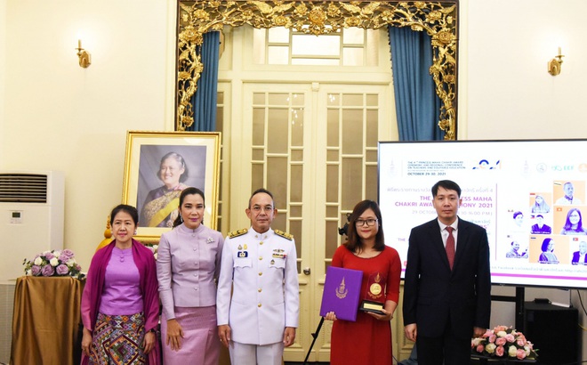 Cô Hà Ánh Phượng – 1 trong 11 giáo viên Đông Nam Á nhận giải Công chúa Thái Lan Maha Chakri
