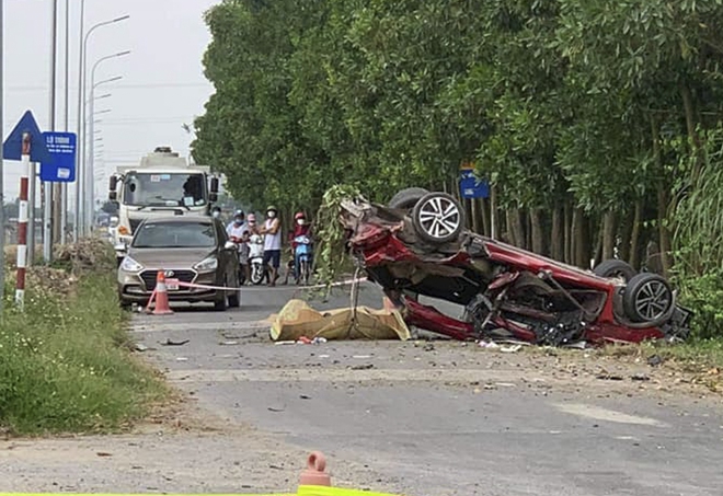 Clip hiện trường vụ tai nạn 6 người thương vong ở Bắc Ninh, trong đó có 1 youtuber nổi tiếng - Ảnh 1.
