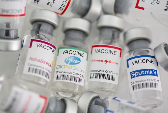WHO chính thức khuyến cáo đối tượng tiêm vaccine COVID-19 tăng cường - Ảnh 1.