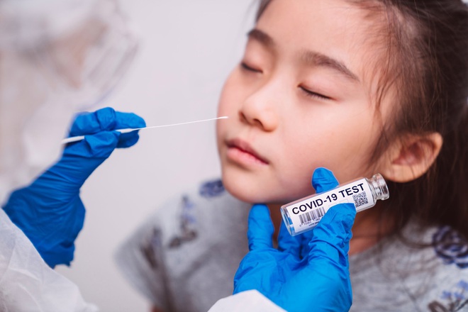 Trẻ em cũng là đối tượng cần tiếp cận sớm với vắc xin Covid-19 - Ảnh 6.