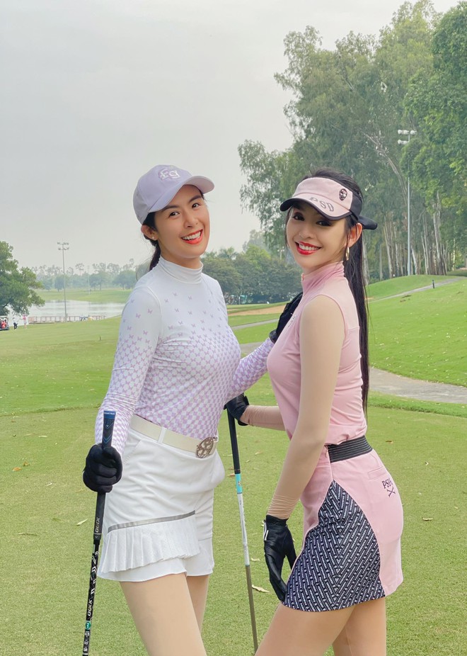 Người đẹp áo dài Lê Thanh Tú khoe sắc vóc ở sân golf - Ảnh 7.