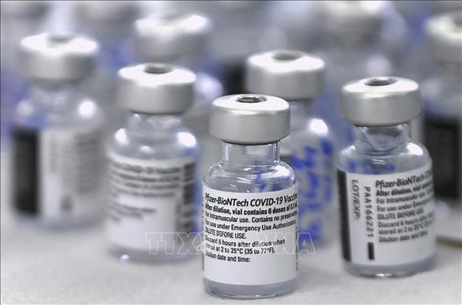 1 nước châu Á đặt mua thêm hàng trăm triệu liều vaccine COVID-19; Mỹ gửi thêm vaccine Pfizer đến Hà Nội, cùng rất nhiều tình cảm - Ảnh 1.