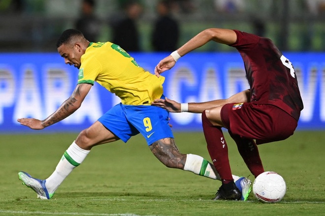 Vắng Neymar, Brazil chật vật ngược dòng đánh bại đội tuyển bét bảng tại vòng loại World Cup Nam Mỹ - Ảnh 5.