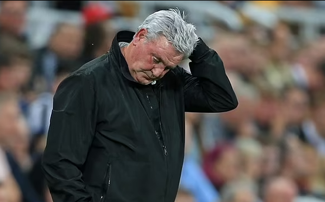 Steve Bruce sắp rời Newcastle?