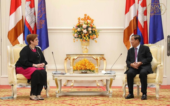 Ngoại trưởng Australia Marise Payne và Thủ tướng Campuchia Hun Sen. (Ảnh: Facebook Thủ tướng Hun Sen)