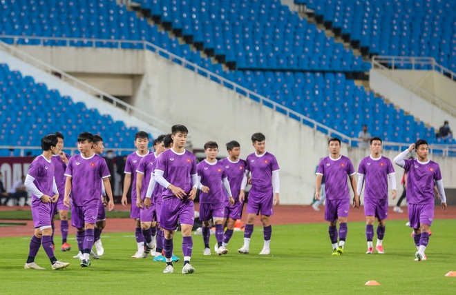 Chờ thầy Park giải m&atilde; d&agrave;n tiền đạo khủng của đội tuyển Nhật Bản - Ảnh 4.