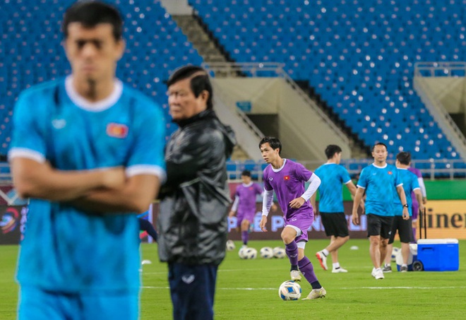 Chờ thầy Park giải m&atilde; d&agrave;n tiền đạo khủng của đội tuyển Nhật Bản - Ảnh 10.