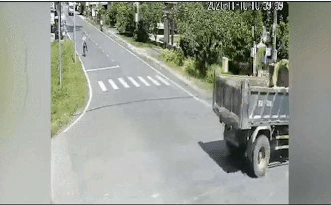 Hiện trường vụ tai nạn ở Củ Chi. Ảnh: HT/PLO