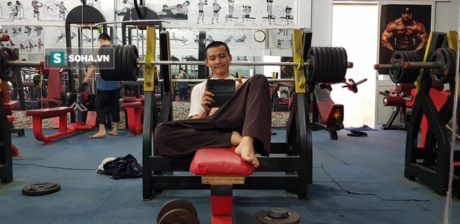 Tịnh thất Bồng Lai: Nhất Nguyên và đồng đội từng đi thi thể hình, giành cả huy chương vàng - Ảnh 4. Tịnh thất Bồng Lai: Nhất Nguyên và đồng đội từng đi thi thể hình, giành cả huy chương vàng - Ảnh 4.