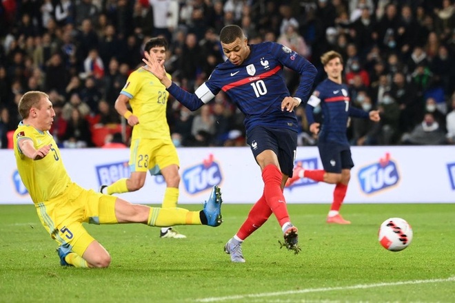 Mbappé và Benzema tỏa sáng, Pháp hủy diệt Kazakhstan 8-0 để giành vé đến World Cup 2022 - Ảnh 3.