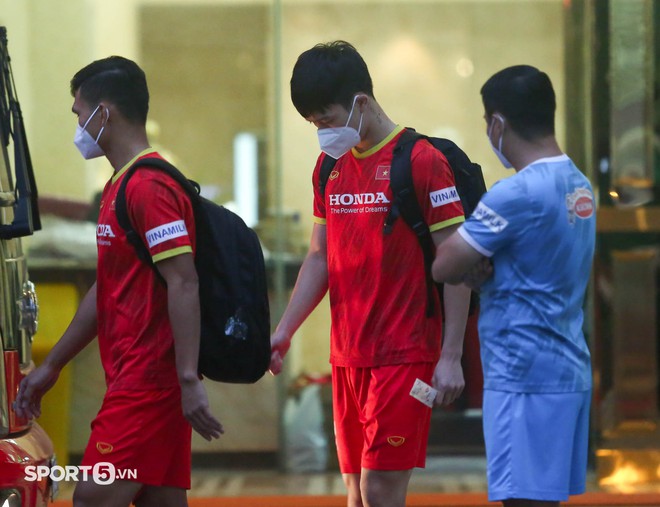 HLV Park Hang-seo vắng mặt trước giờ tập kín của đội tuyển Việt Nam - Ảnh 13.