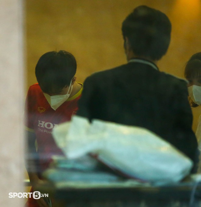 HLV Park Hang-seo vắng mặt trước giờ tập kín của đội tuyển Việt Nam - Ảnh 15.