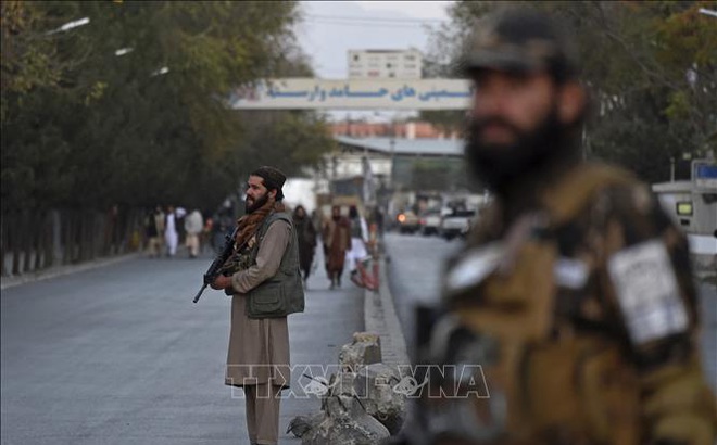 Lực lượng Taliban gác tại thủ đô Kabul, Afghanistan, ngày 2/11/2021. Ảnh (tư liệu): AFP/TTXVN